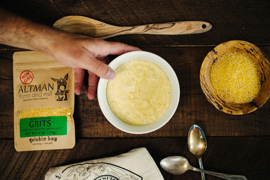 Country Classic Farms Organic Yellow Grits - Stone Ground, Southern Style, Current Crop